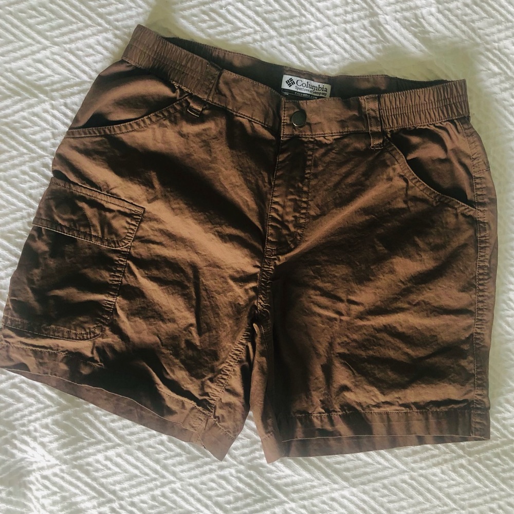 Columbia Women’s hiking shorts brown
